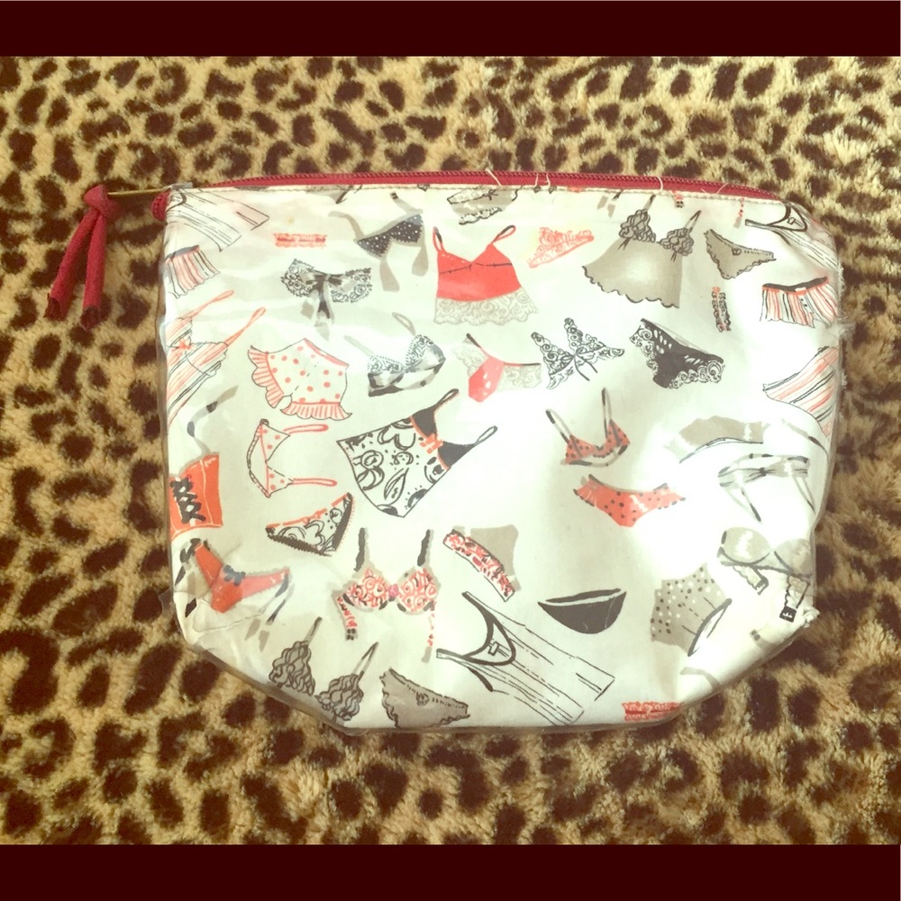 Vintage Retro Atenti Brassiere cosmetic bag